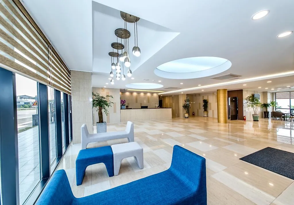 The Stay Century Hotel جيجو