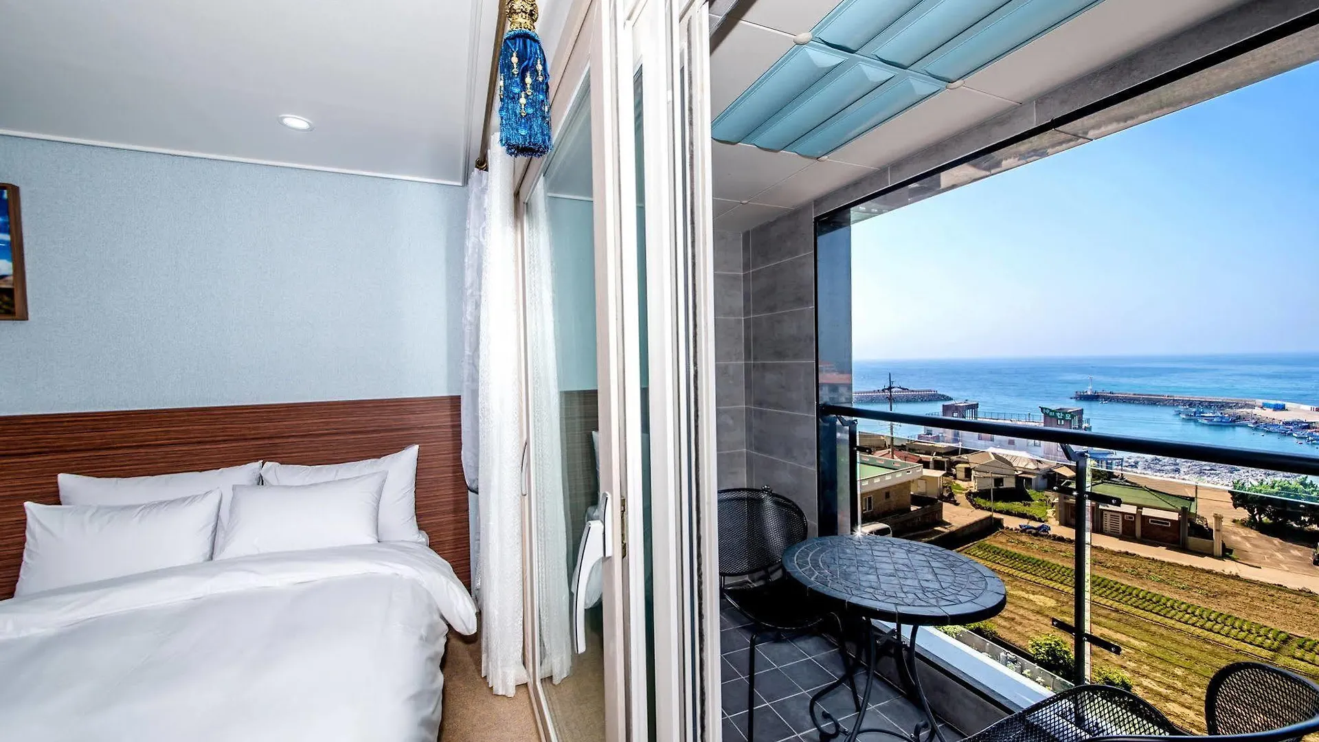 The Stay Century Hotel جيجو